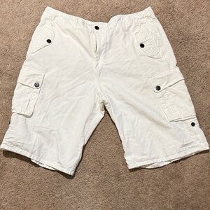 Rocawear Men's Size 40 Crisp White Cargo Shorts Miami Vice Beach Old Money